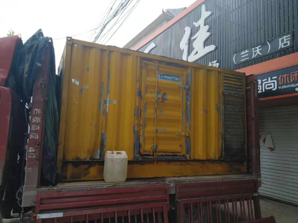 天山发电机组功率与使用时间之间的关系